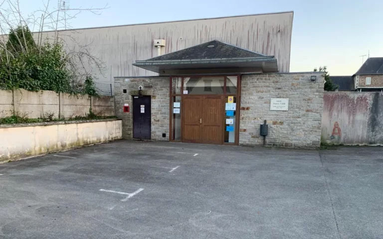 Salle Plancoët entrée